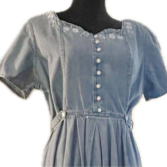 Basic additions women’s size medium, short sleeve maxi denim dress - Picture 2 of 7